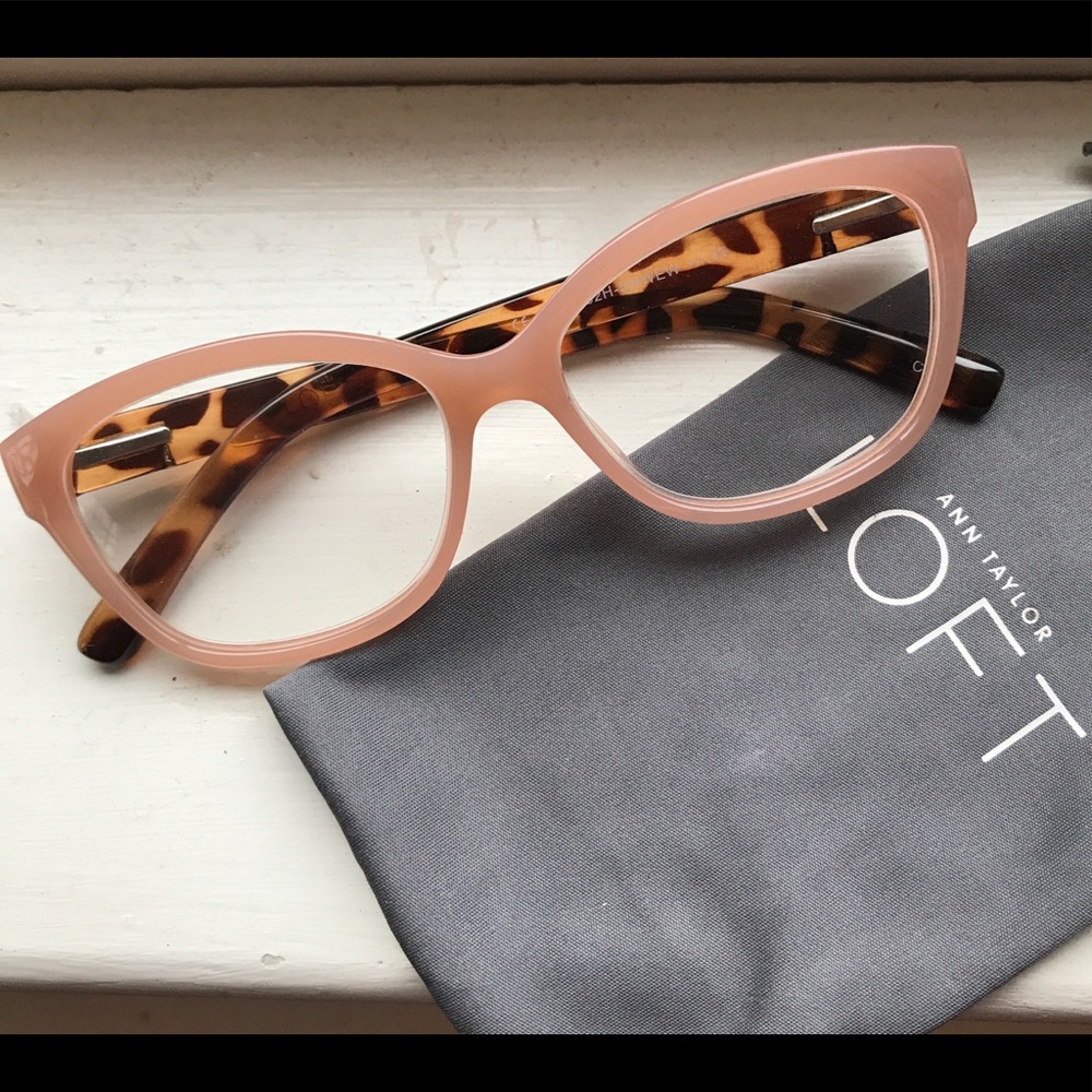 LOFT reading glasses 🌸